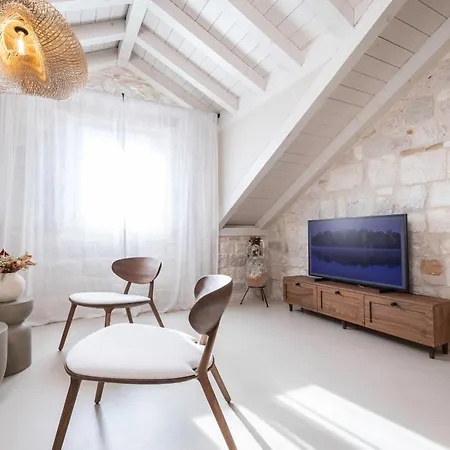 Forkira Luxury Hvar Apartment