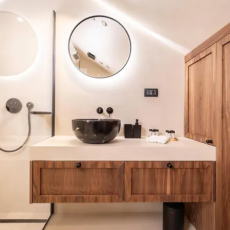 Forkira Luxury Hvar דירה *