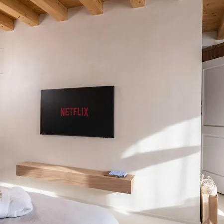 Forkira Luxury Hvar * חוואר
